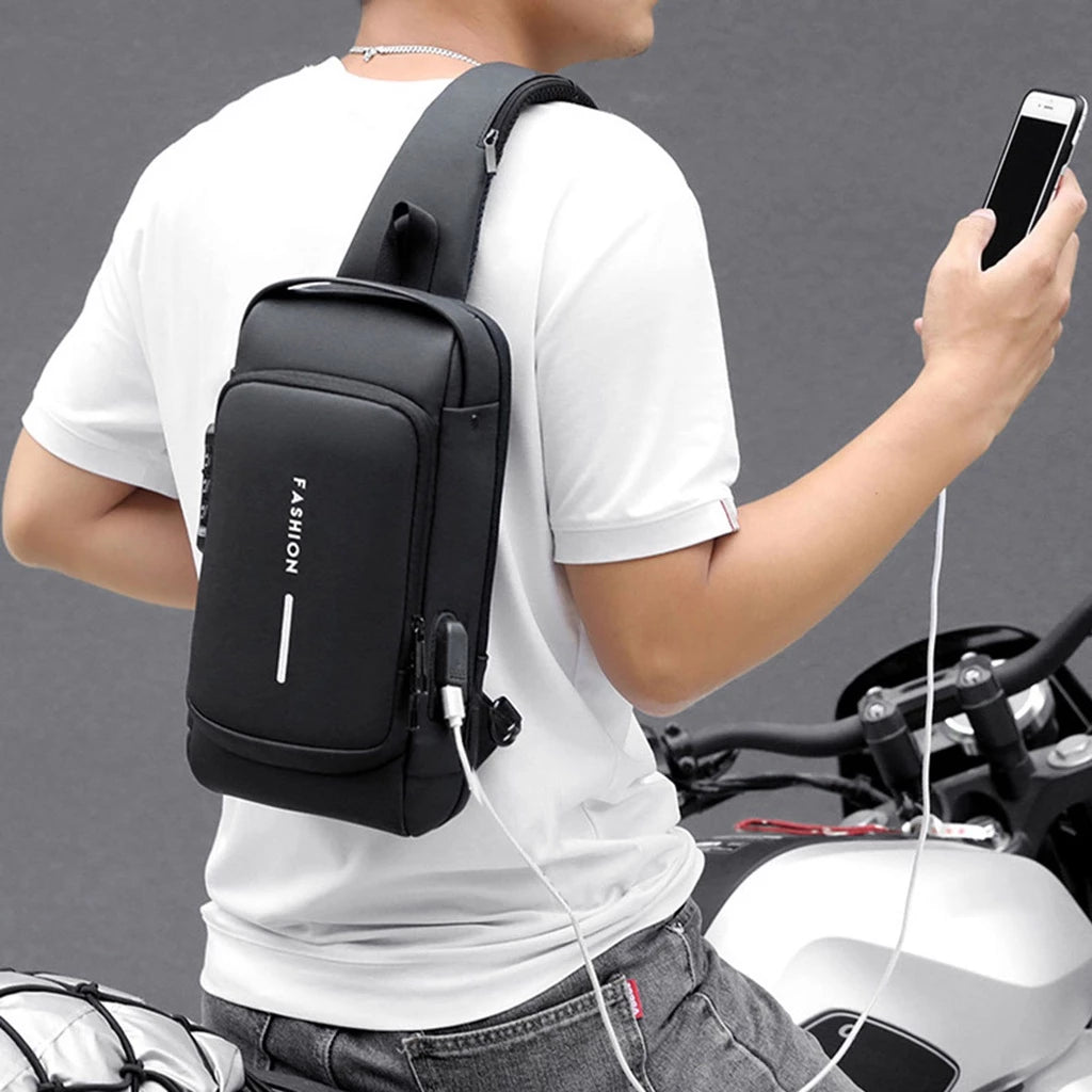 Anti-Diebstahl Rucksack mit USB-Ladeanschluss und Laptopfach -    Zorenza