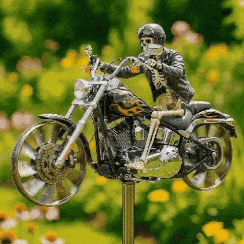 Motorrad-Windrad mit Skelett-Fahrer für Garten -    Zorenza