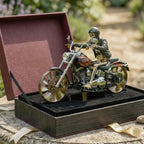 Motorrad-Windrad mit Skelett-Fahrer für Garten -    Zorenza