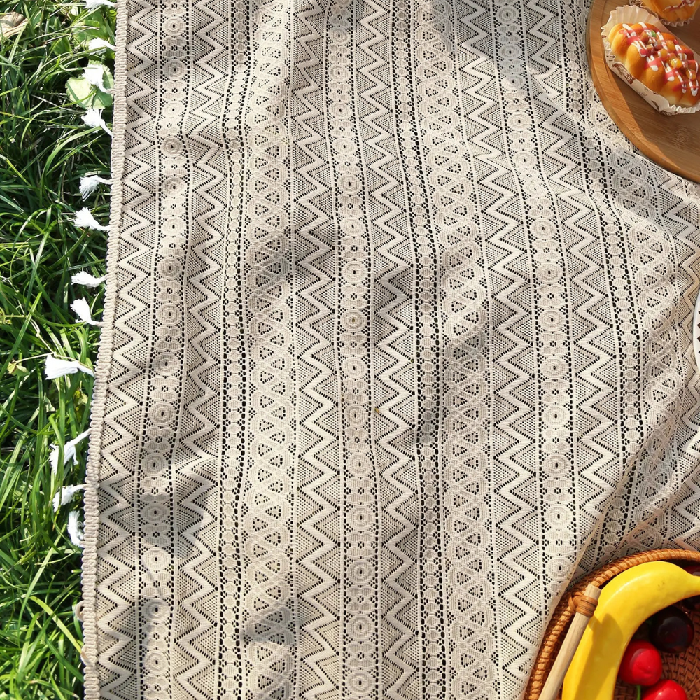 Picknickdecke mit Boho-Muster und Fransen – Polyester -    Zorenza