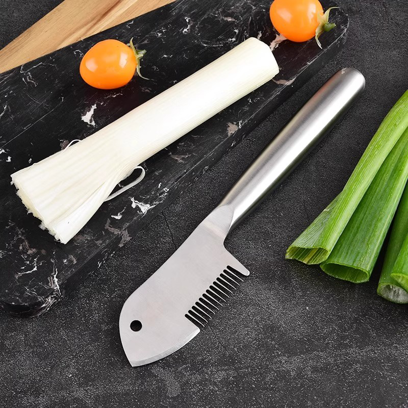 Julienne-Schäler aus Edelstahl – Gleichmäßige Streifen bei jedem Schnitt Zorenza