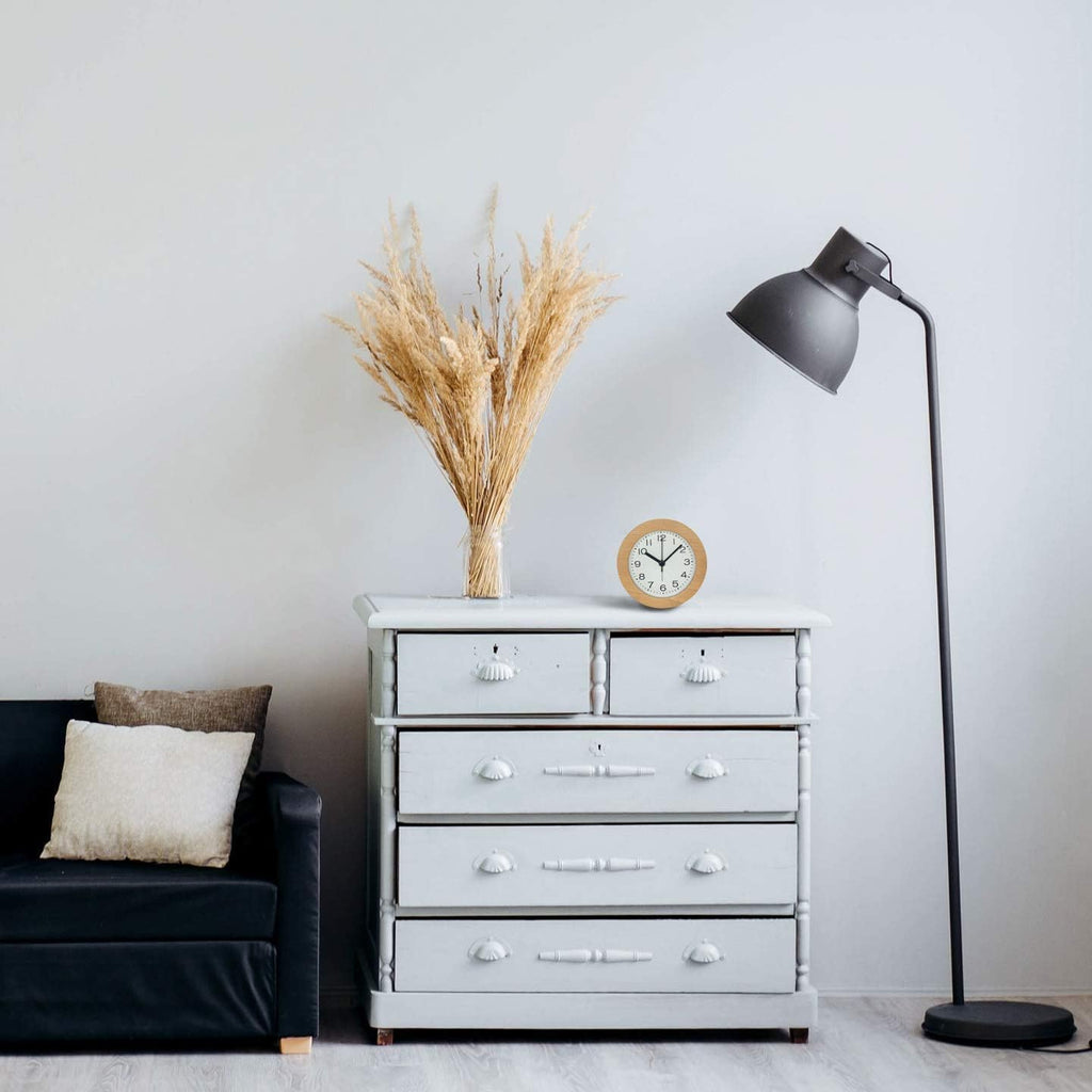 Lautloser Holz-Wecker mit LED-Nachtlicht – Buchenholz, kein Ticken, mit Snooze -    Zorenza