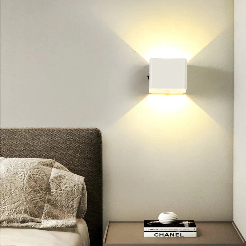 LED-Wandleuchte Würfel – Kabellos, Dimmbar, USB-aufladbar (2er-Set) -    Zorenza