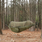 Outdoor-Hängematte mit Moskitonetz und Sonnenschutz -    Zorenza