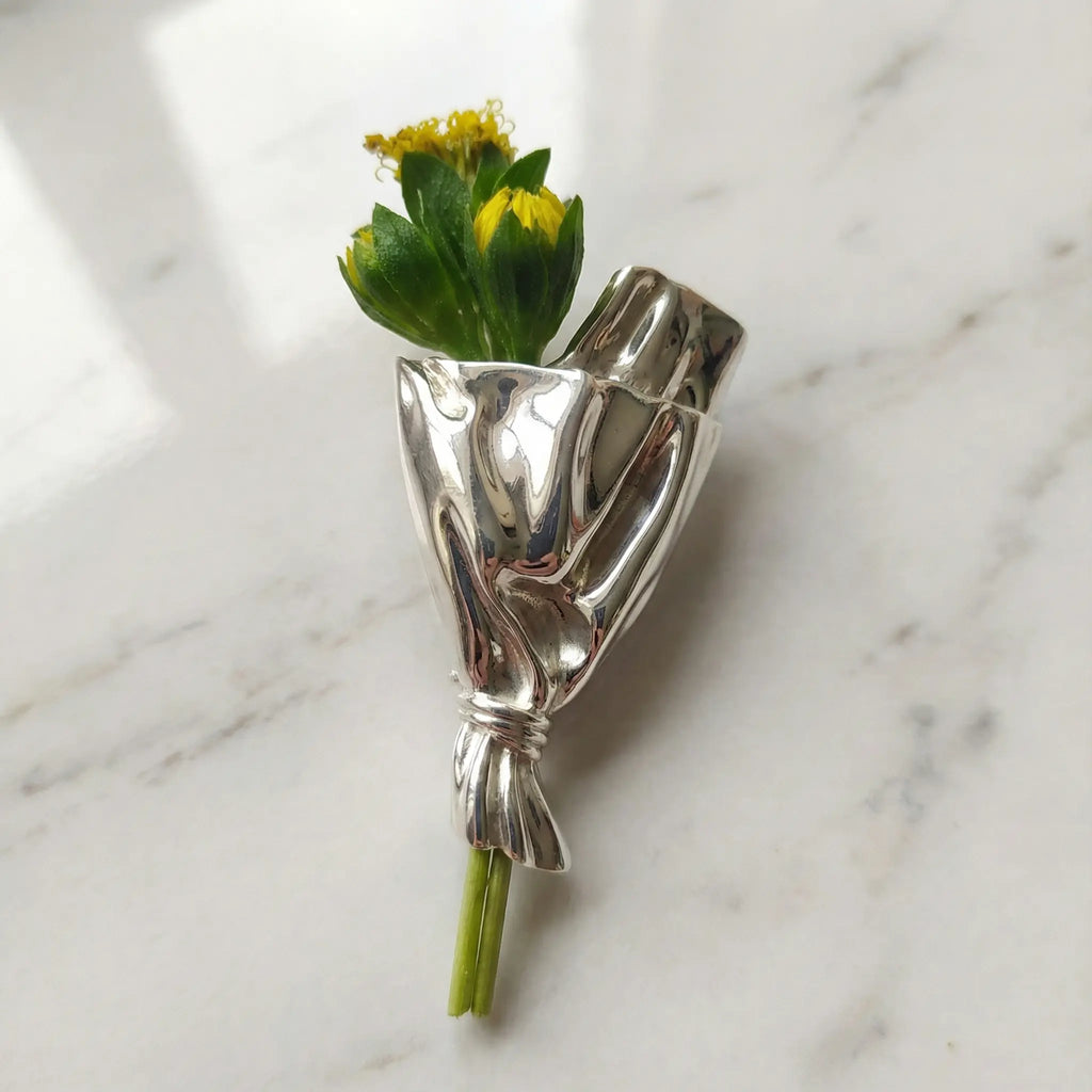 Blumenvase-Brosche mit kleiner Öffnung für frische Stiele Zorenza