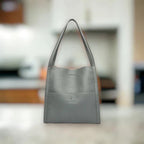 Schultertasche aus echtem Leder in verschiedenen Farben -    Zorenza