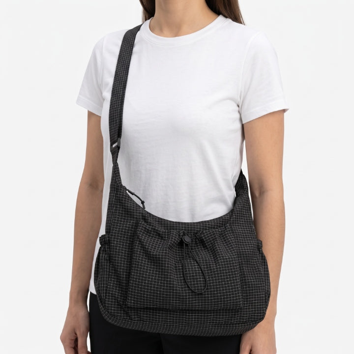Crossbody-Tasche aus wasserabweisendem Nylon mit gepolstertem Laptopfach, verstellbarer Riemen, 4 Farben -    Zorenza