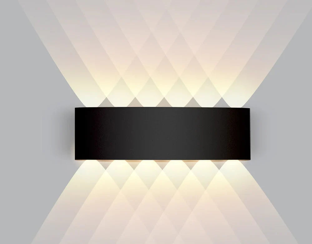 Innen-LED-Wandleuchte mit Auf-Ab-Licht – Warmweiß Zorenza
