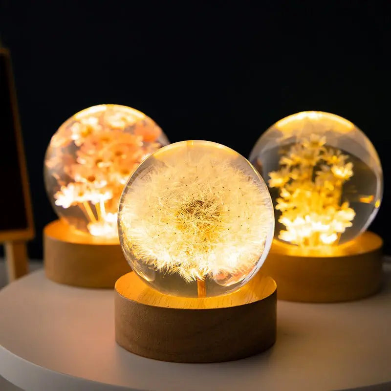 Kristallkugel-Lampe mit 3D-Blütenmotiv Zorenza