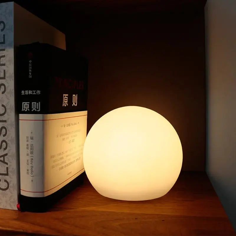 LED-Kugellampe mit 16 Farben und Fernbedienung Zorenza