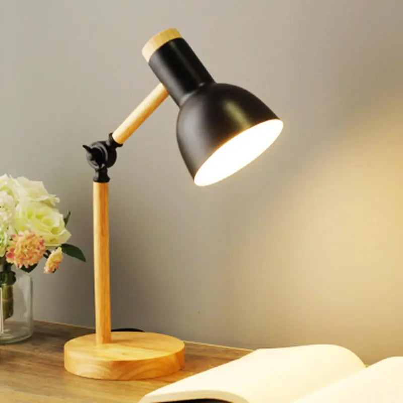 LED-Schreibtischlampe mit Holzelementen Zorenza