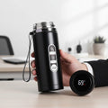 Thermosflasche mit LED-Temperaturanzeige – Edelstahl isoliert -    Zorenza