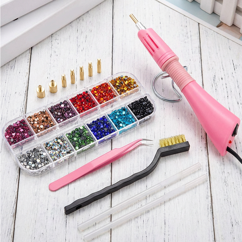 Hotfix-Strass-Set mit 7-in-1 Applikator Zorenza