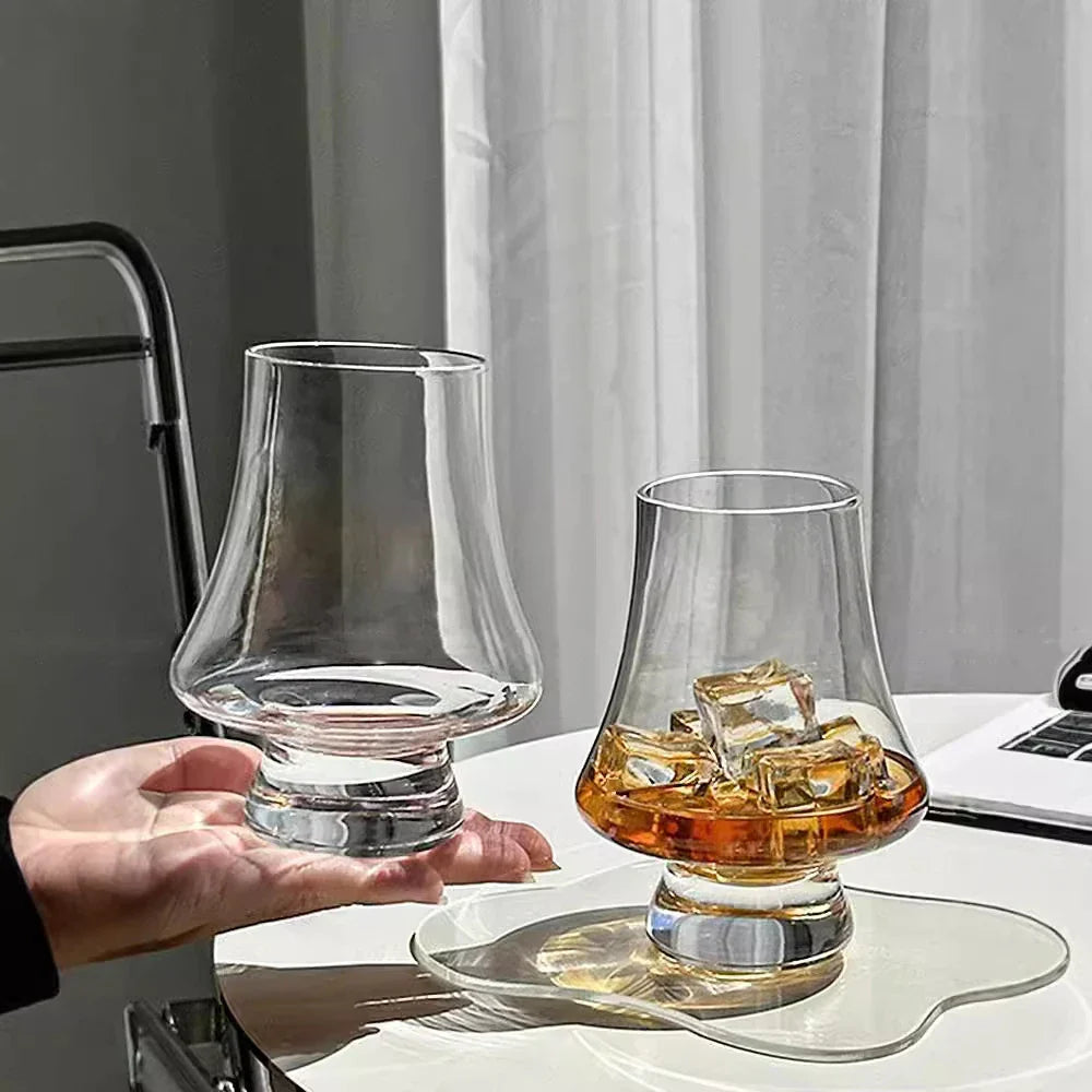 Whisky-Gläsermit aromaverstärkender Form -    Zorenza