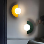 LED Wandleuchte mit Halbkreis-Design und Kugelform -    Zorenza