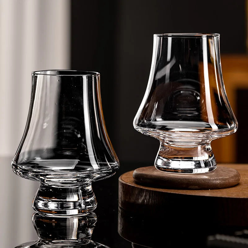 Whisky-Gläsermit aromaverstärkender Form -    Zorenza
