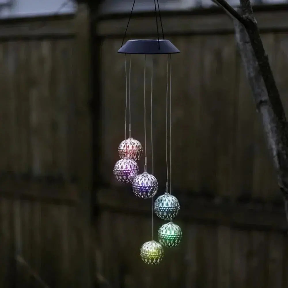 Solar-LED-Windspiel – Farbwechselndes Licht für Garten & Balkon Zorenza