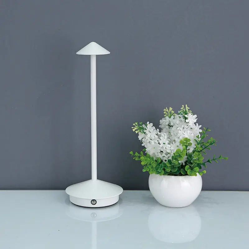 Tragbare LED-Tischlampe mit Touch-Dimmung Zorenza