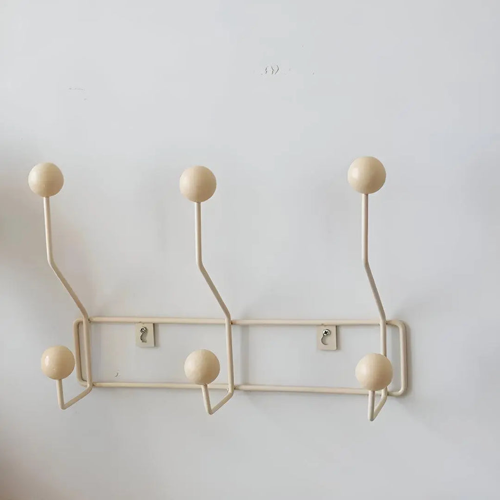 Wandgarderobe Mid-Century – Stilvolle Ordnung für den Eingangsbereich Zorenza