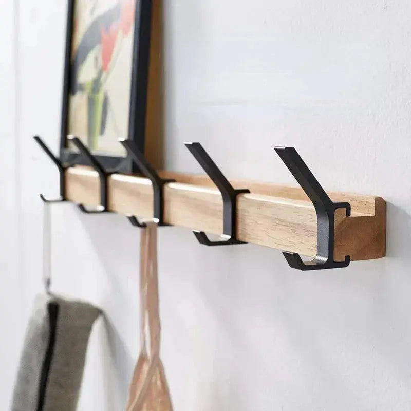 Wandgarderobe mit 5 Doppelhaken – Holz und Metall Zorenza