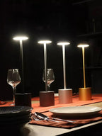 Wiederaufladbare LED-Tischlampe mit Dimmfunktion Zorenza