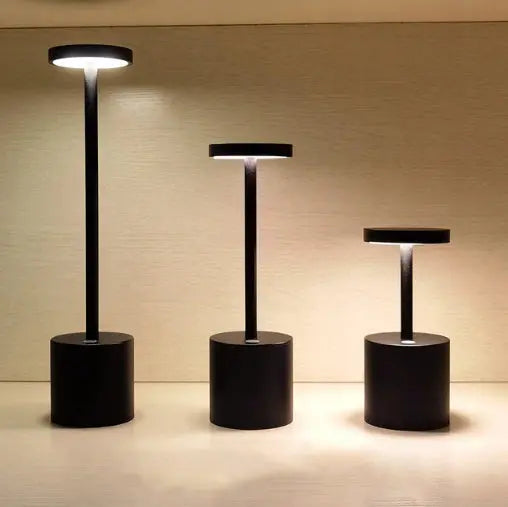 Wiederaufladbare LED-Tischlampe mit Dimmfunktion Zorenza