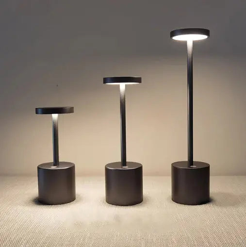 Wiederaufladbare LED-Tischlampe mit Dimmfunktion Zorenza