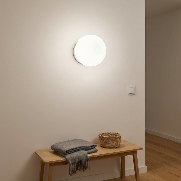 LED Kugel-Wandleuchte aus mattiertem Glas, Ø 12, 15 oder 20 cm -    Zorenza