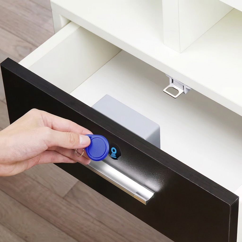 Magnetisches Schrankschloss, unsichtbar, für Türdicke bis 45 mm -    Zorenza