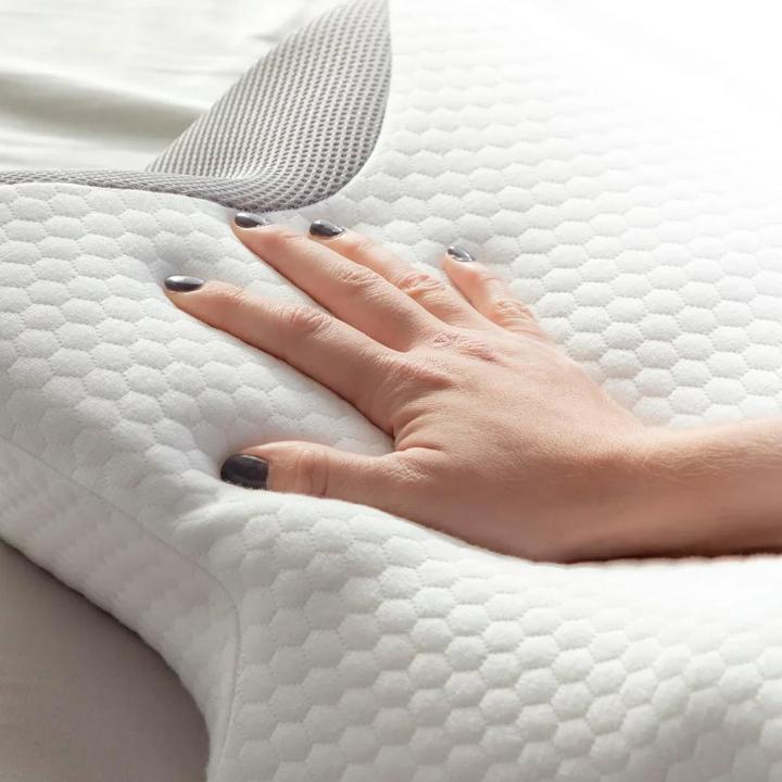 Orthopädisches Schmetterling-Nackenkissen aus Memory-Schaum – für Seitenschläfer und Rückenschläfer -    Zorenza