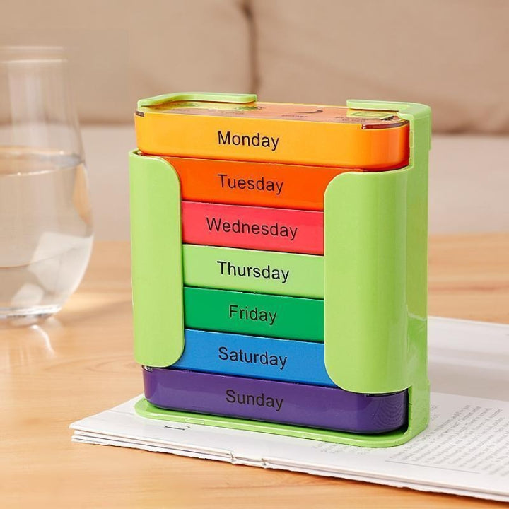 7-Tage Pillenbox mit Tageslabels Zorenza