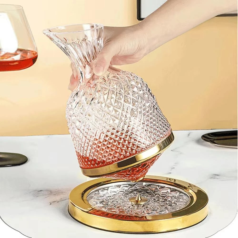 Weinkaraffe mit 360° Drehfunktion – handgeblasenes Kristallglas, 1,5 l -    Zorenza