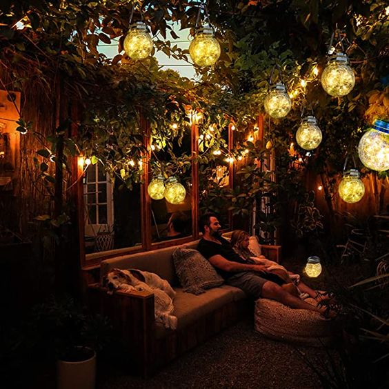Solar-Gartenlaterne aus Glas mit LED-Lichterkette -    Zorenza