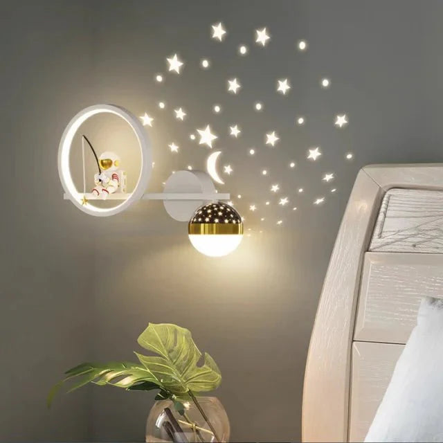 Kinder-Wandleuchte mit Mond- und Sterne-Design Zorenza